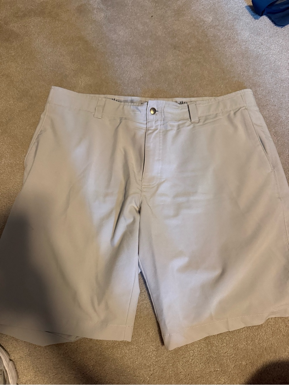 Callaway Light Beige Flat-Front Golf Shorts